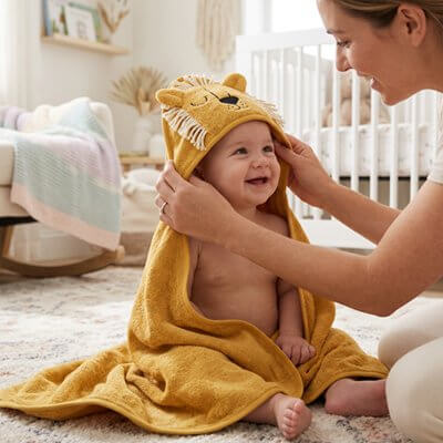 Cape de bain bébé – douceur et qualité certifiée