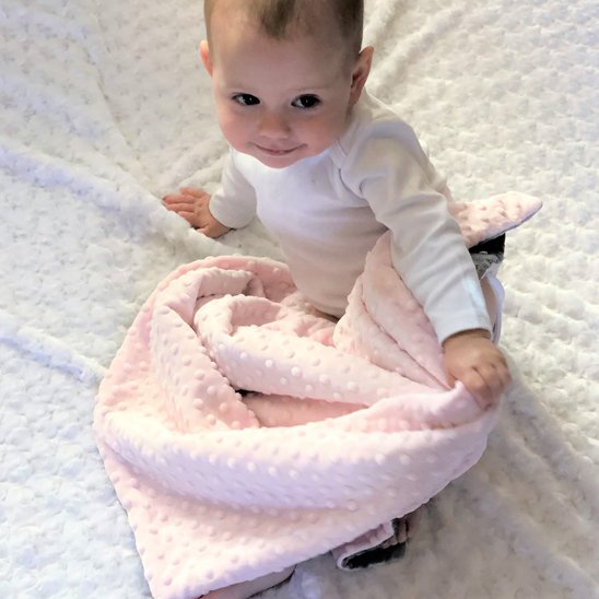 Couverture bébé en minky | Douceur Sensorielle Maternitesolution
